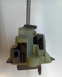 фото thumb №8, Mercedes w211 a2112674224 вибірник перемикання передач домкрат