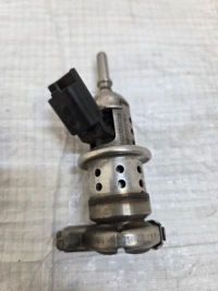 фото thumb №1, Форсунка adblue opel combo e 1,5 hdi 9813930180