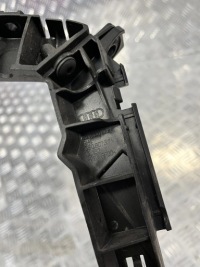 фото thumb №1, Направляющая бампера задняя левый audi tt 8s 14- 8s0807375