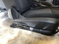 фото thumb №7, Сидіння оббивка bmw 1 f40 матеріал механічна коробка передач