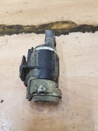 фото thumb №1, Помпа омывателя volvo 850