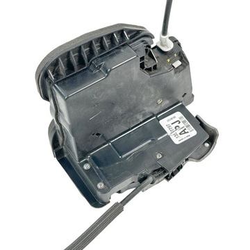 фото thumb №3, Escalade yukon tahoe 15-20r замок двері передніх правих оригінал oem