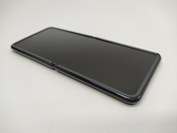 Samsung Galaxy Z Flip 8 ГБ 256 ГБ Черный SM-F700F — ОПИСАНИЕ!