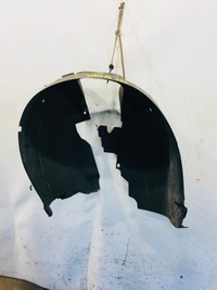 фото thumb №1, Підкрилок передні ліва peugeot 308 cc #143