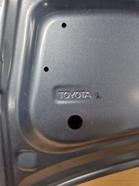 фото thumb №9, Toyota c-hr i 2016- капот