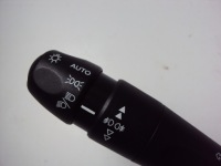 фото thumb №3, Переключатель комбинированный peugeot 2008 ii