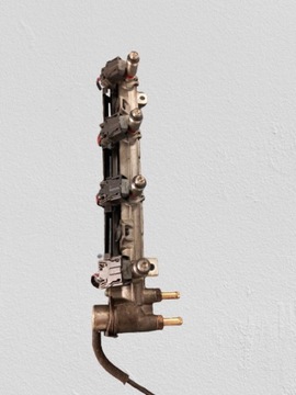 фото thumb №1, Планка вприскувальний vw golf 1.4b 98r