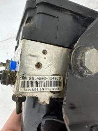 фото thumb №9, Главный тормозной цилиндр abs p05085413ab chrysler pt