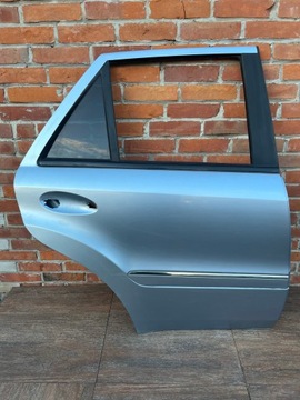 фото thumb №1, Mercedes ml w164 05-11 c349 дверь правые зад