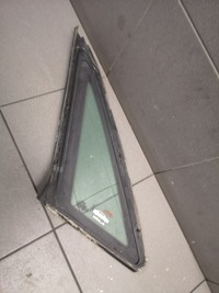 фото thumb №5, Стекло треугольник правая audi a8 d2 4d0845300