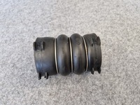 фото thumb №1, Porsche macan 95b 95b145832 wąż давления труба вентиляция картера оригинальный номер