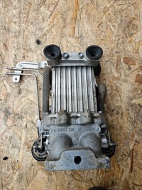 фото thumb №1, Радіаторів вихлопних газів egr vw touareg 5.0 tdi 07z131063