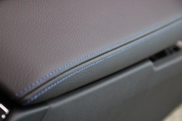 фото thumb №9, Bmw g30 g31 g32 тунель середній підлокітник чорний синя nić європа