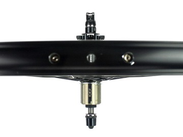 Koła 28 Novatec D791SB QR9 D792SB QR10 Shimano HG, Rodi Tryp 25 Evo