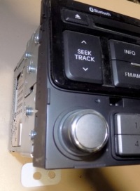 фото thumb №3, Hyundai i20 радио cd заводской 96121-1j252