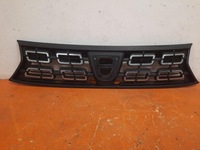 фото thumb №1, Решётка радиатора решётка dacia duster 623109628r