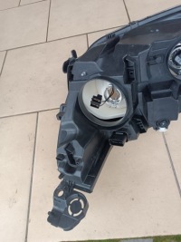 фото thumb №10, Peugeot 308 t9 лампа перед левая i правая сторона обычная 13-17