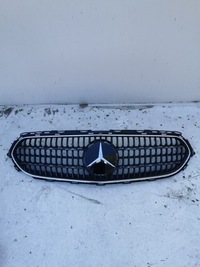 фото thumb №1, Решітка решітка радіатора mercedes w213 amg оригінал