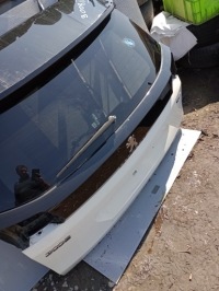 фото thumb №7, Крышка багажника задняя задняя комплектная peugeot 3008 ii