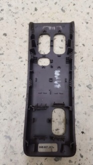 фото thumb №2, Рамка захист кнопок вікон mercedes w168