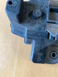 фото thumb №2, Отбойник капот scenic iii левый