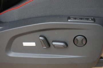 фото thumb №14, Сидіння диван ii iii ряд 7 осіб vw id buzz id.buzz gtx