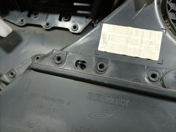 фото thumb №7, Renault megane iii hb 5d оббивка двері перед права