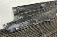 Купить Правая накладка подвеска audi a3 limousine 8vs, 8vm 5q0825202l 1.4l бензиновый, фото thumb