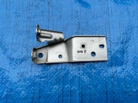 фото thumb №1, Peugeot 108 кронштейн крыла правый перед