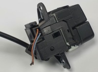 фото thumb №3, Замок бардачка пассажира mercedes w220