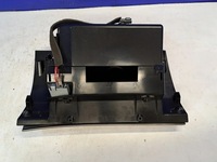 фото thumb №6, Volvo xc90 2007 бардачки, полиця