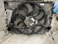 фото thumb №1, Bmw 2 f22 2.0 245km usa pas передній радіатор вентилятор