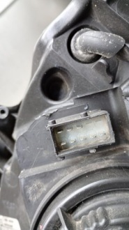 фото thumb №13, Фара правий оригінальний номер 13170920 opel vectra c 05-09r звичайна