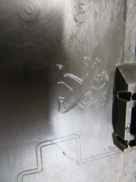 фото thumb №14, Peugeot 3008 ii рестайлінг 20- решітка радіатора решітка перед