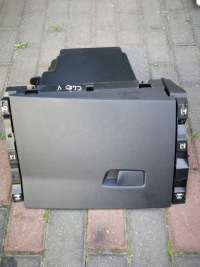 фото thumb №1, Бардачок пассажира renault clio v