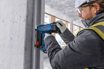 ГВОЗДЕР ДЛЯ БЕТОНА И СТАЛИ 18V GNB 18V-38 BOSCH KORPUS