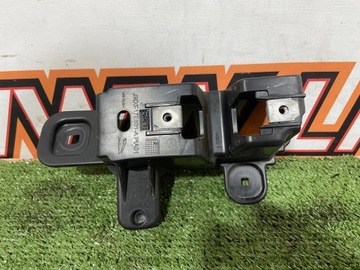 фото thumb №9, Крепление ползун зад левый i-pace x590 j9d317e801ab