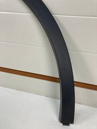 фото thumb №5, Tesla y молдинг крила передня ліва 1683859