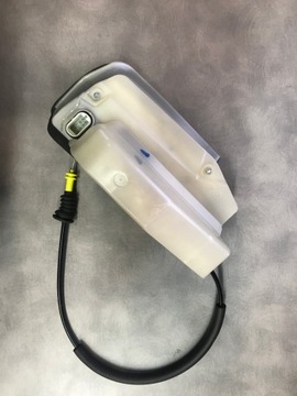 фото thumb №3, Tesla 3 y рестайлінг замок двері задніх лівих jak новий