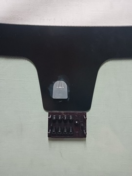 фото thumb №3, Стекло передняя chrysler 300c 2004-10 датчик