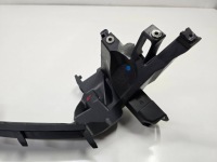 Купить Кронштейн  кронштейн держатель фары audi q5 2 рестайлинг  80a 21- правая  oem 80a805608b, фото thumb