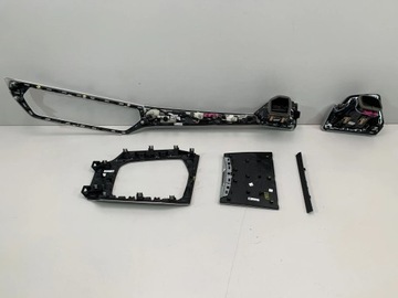 фото thumb №7, Bmw g20 g22 g26 планки декори панелі uk фоновий