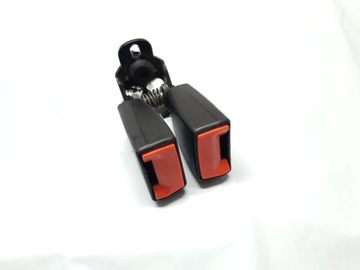 фото thumb №1, Застібка ременів зад ford focus mk1 i