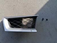 фото thumb №1, Subaru impreza решётка радиатора перед правая решётка радиатора 06-07 01g