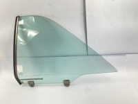 Купить Стекло боковая левый задний  левая задняя mercedes w124 купе ce c124, фото thumb