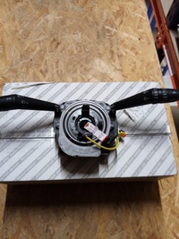 фото thumb №1, Переключатель pod руль jeep renegade 735637414