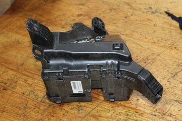 фото thumb №5, Коробка корпус предохранителей toyota yaris iii 82111-0dx31 12r