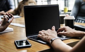 FILTR PRYWATYZUJĄCY NA MONITOR 22
