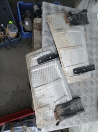 фото thumb №1, Mercedes w211 защита тепловая глушителя левая lub правая