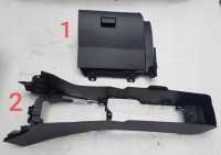 фото thumb №1, Бардачок пасажира тунель середній mazda cx3 15-